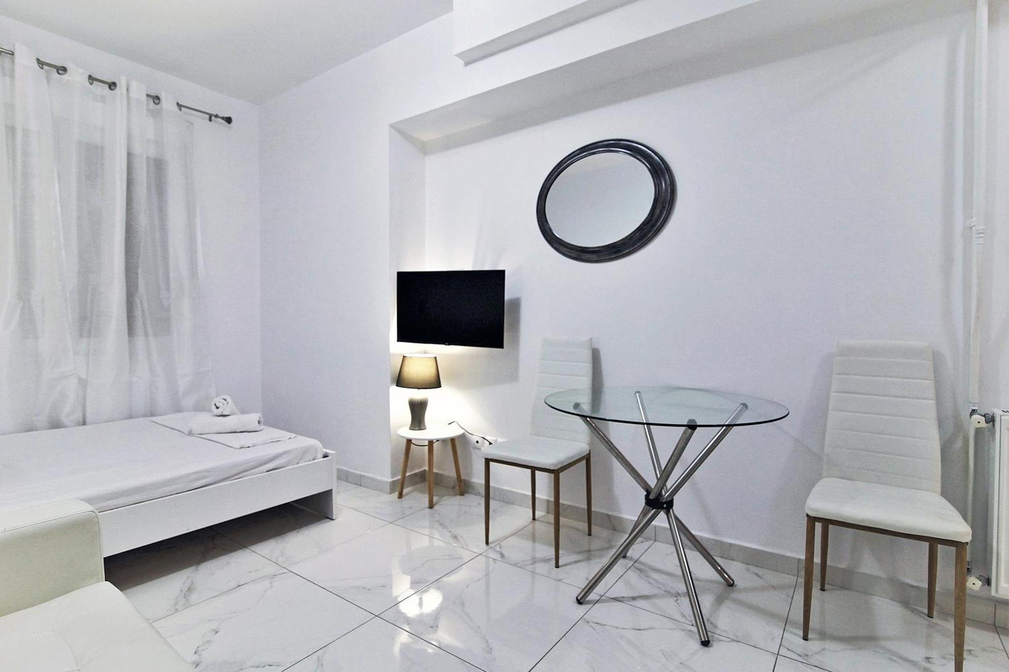 White Apartment/Kolwnaki/100Mbps/Wifi Атина Екстериор снимка